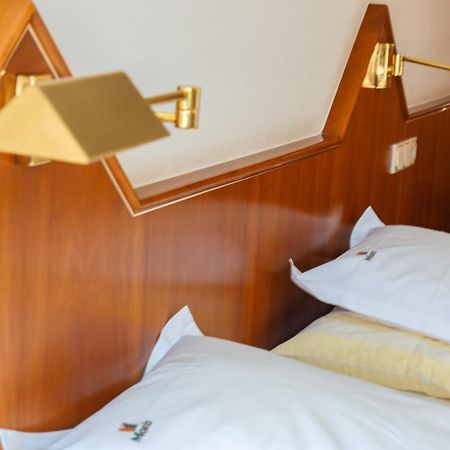 Hotel-Restaurant Moris Walferdange Eksteriør bilde